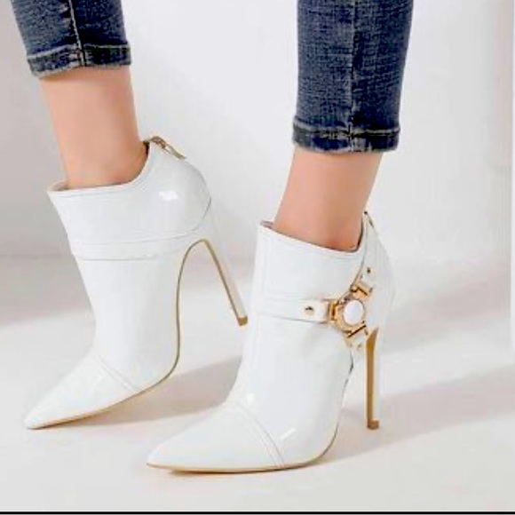 Shoes - Tall boots for women with stiletto heel